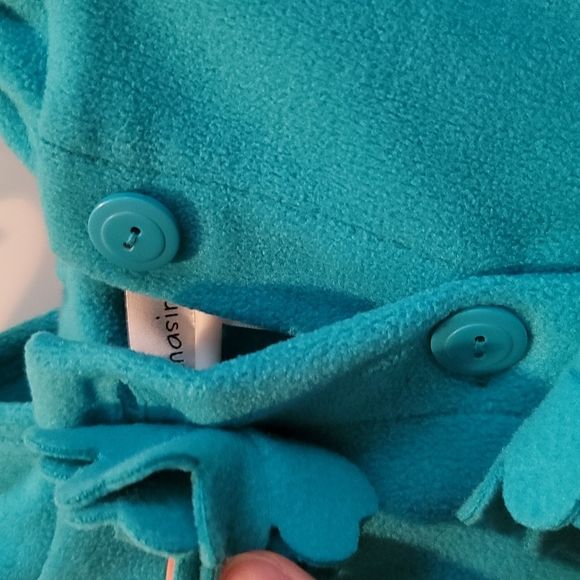 Chasing Fireflies Hooded Fleece Cape with Pockets - Picture 6 of 6